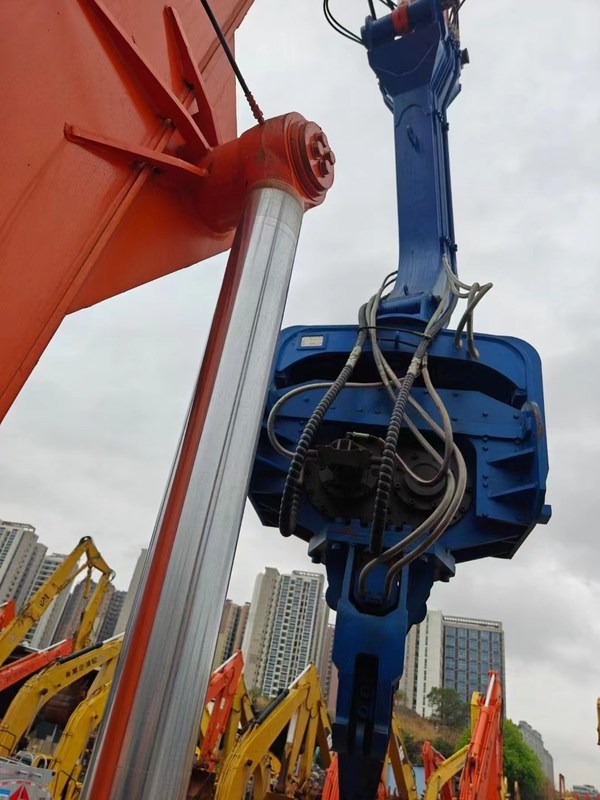 Alta performance Hitachi 470 LC-3 escavatore: il vostro prossimo partner per il lavoro pesante!