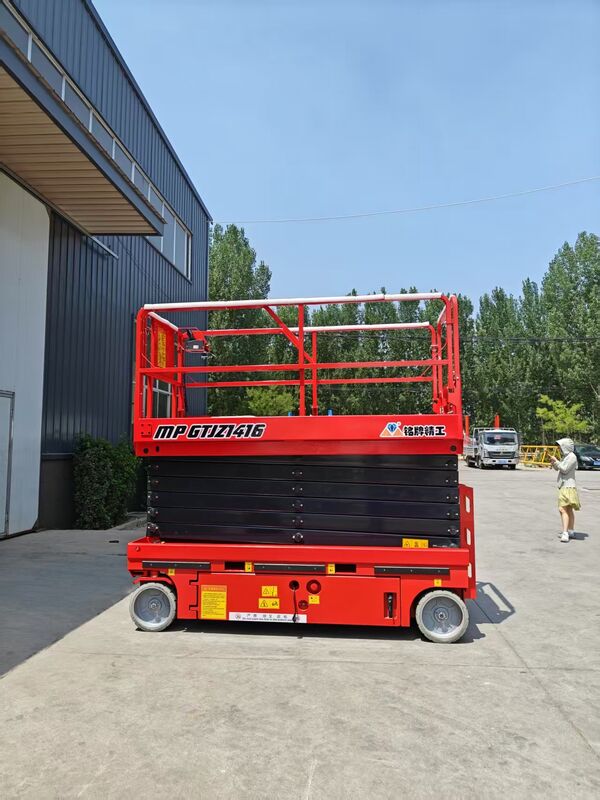 Piattaforma di lavoro pieghevole per alta quota, utilizzata per lavori edili interni e lavori su pareti esterne