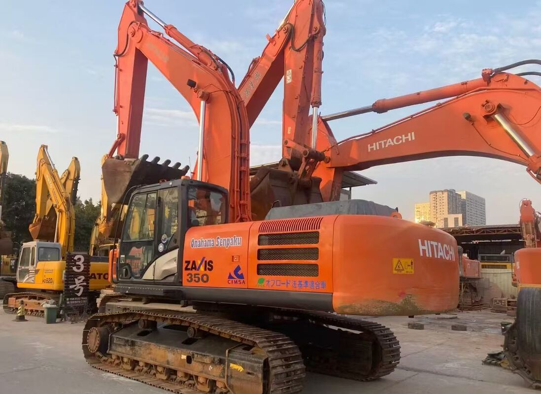 Escavatore Hitachi 350-5G dal Giappone, adatto per l'estrazione mineraria su larga scala in Africa