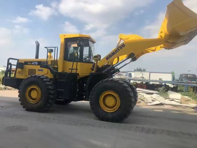 Prodotto in Giappone Originale Komatsu WA470-3 caricatore a ruote vendita a caldo Komatsu470 caricatore anteriore Usato komatsu 380 320 470 500 caricatori