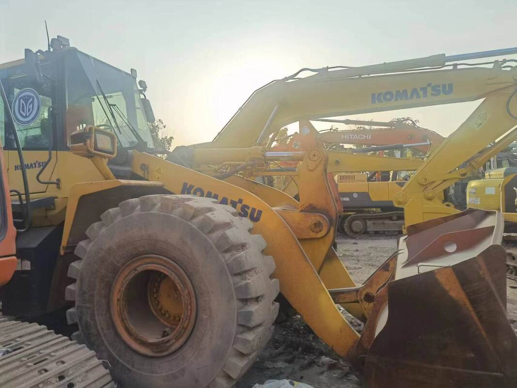 Usato in Giappone Caricatore KOMATSU WA470-6 Grande Caricatore Buone Condizioni 7000kg Wa470 komatsu Wheel Loader WA470-6