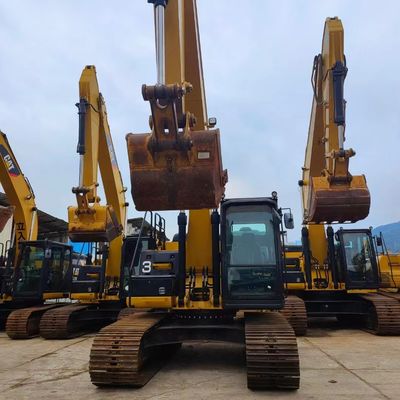 Il noto escavatore cat 320E, di seconda mano, in vendita a buon prezzo.