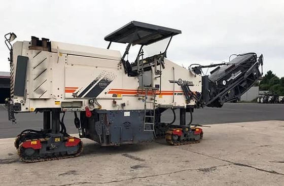 Macchina di fresatura a freddo Wirtgen W205 usata   Performance elevata, ottima condizione